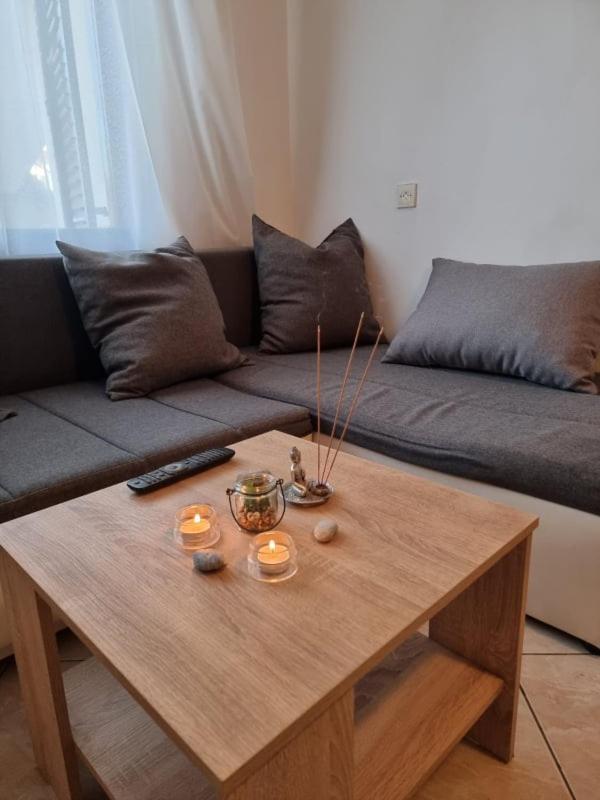 Apartmani Petra Pula Ngoại thất bức ảnh